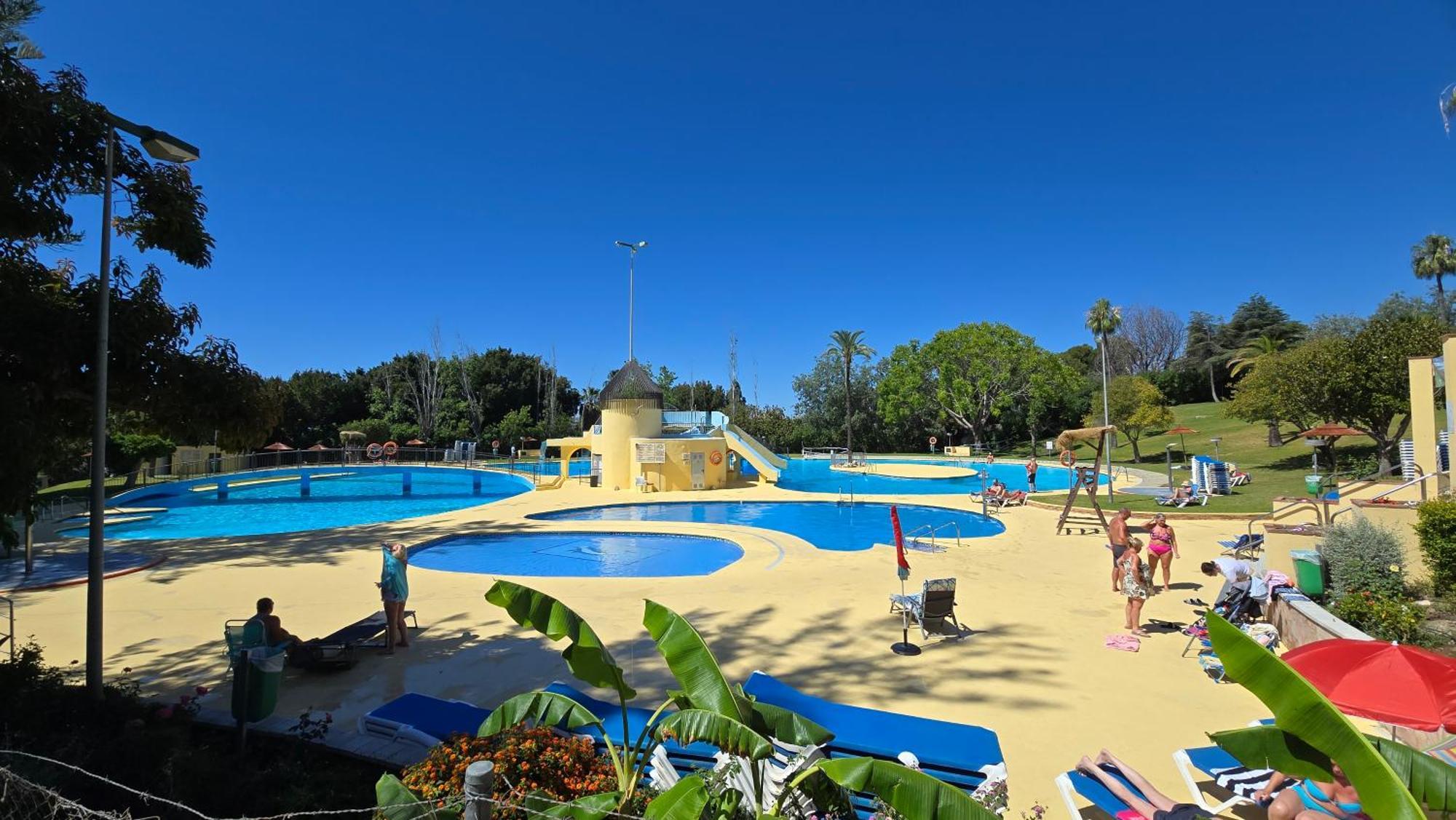 Benalmadena Minerva 401 Estudio Con Gran Piscina Y Parque Acuatico Экстерьер фото